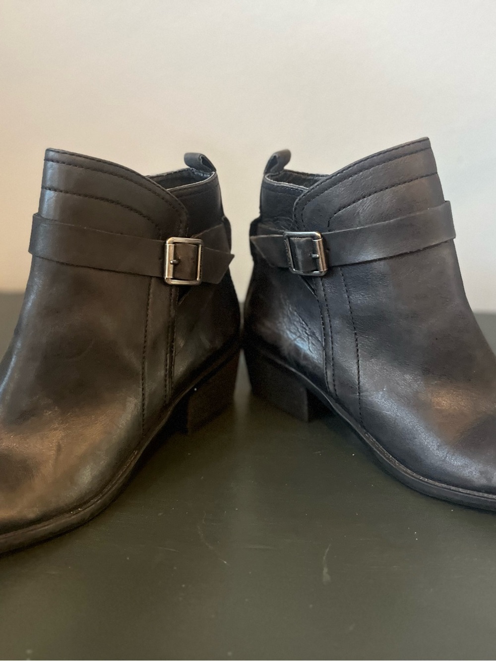 Vince Camuto Black Leather Buckle Ankle Booties Size 8 Never Worn